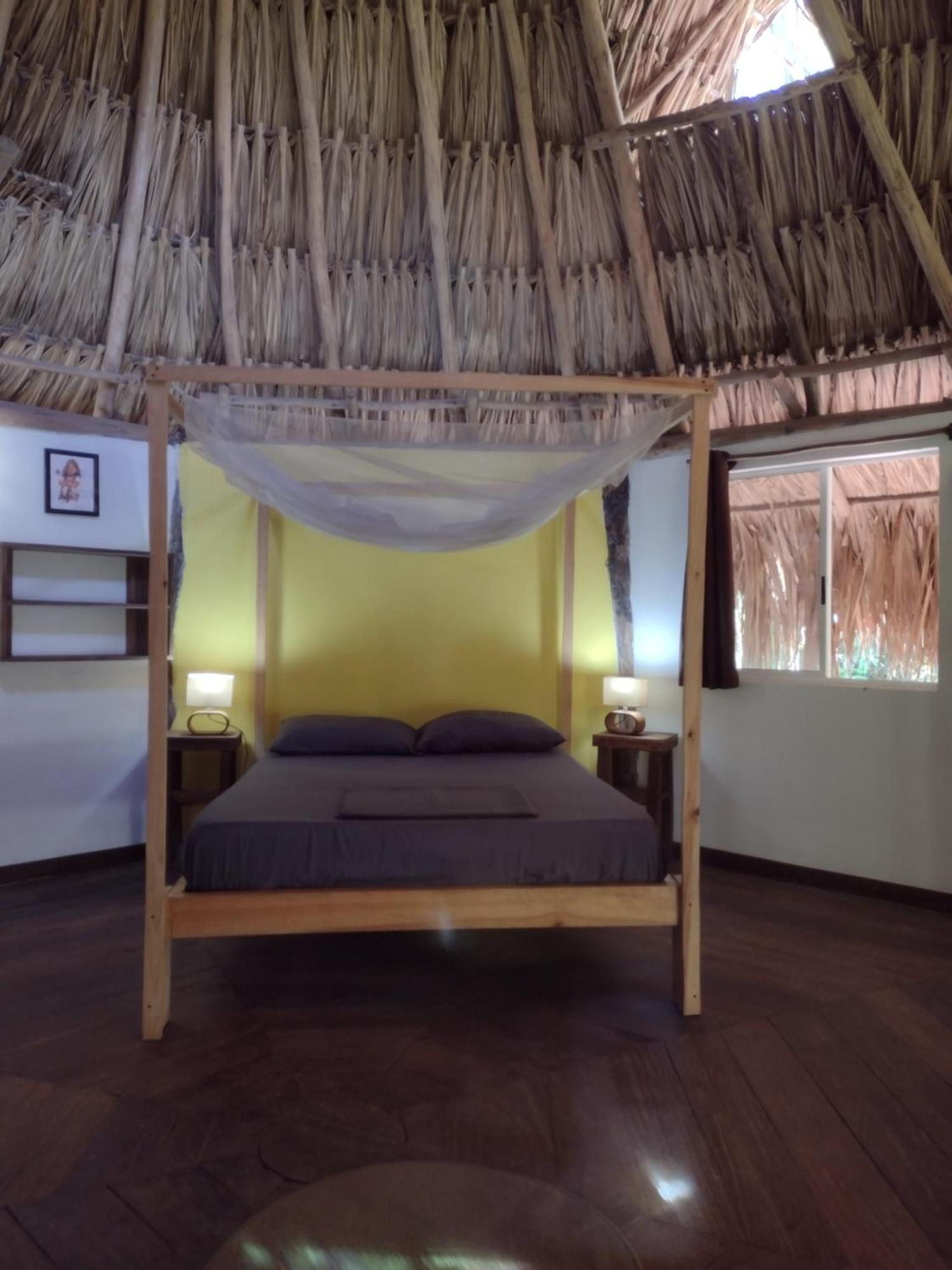 Sexto Sentido Cabanas & Pan Frances Palomino Rum bild